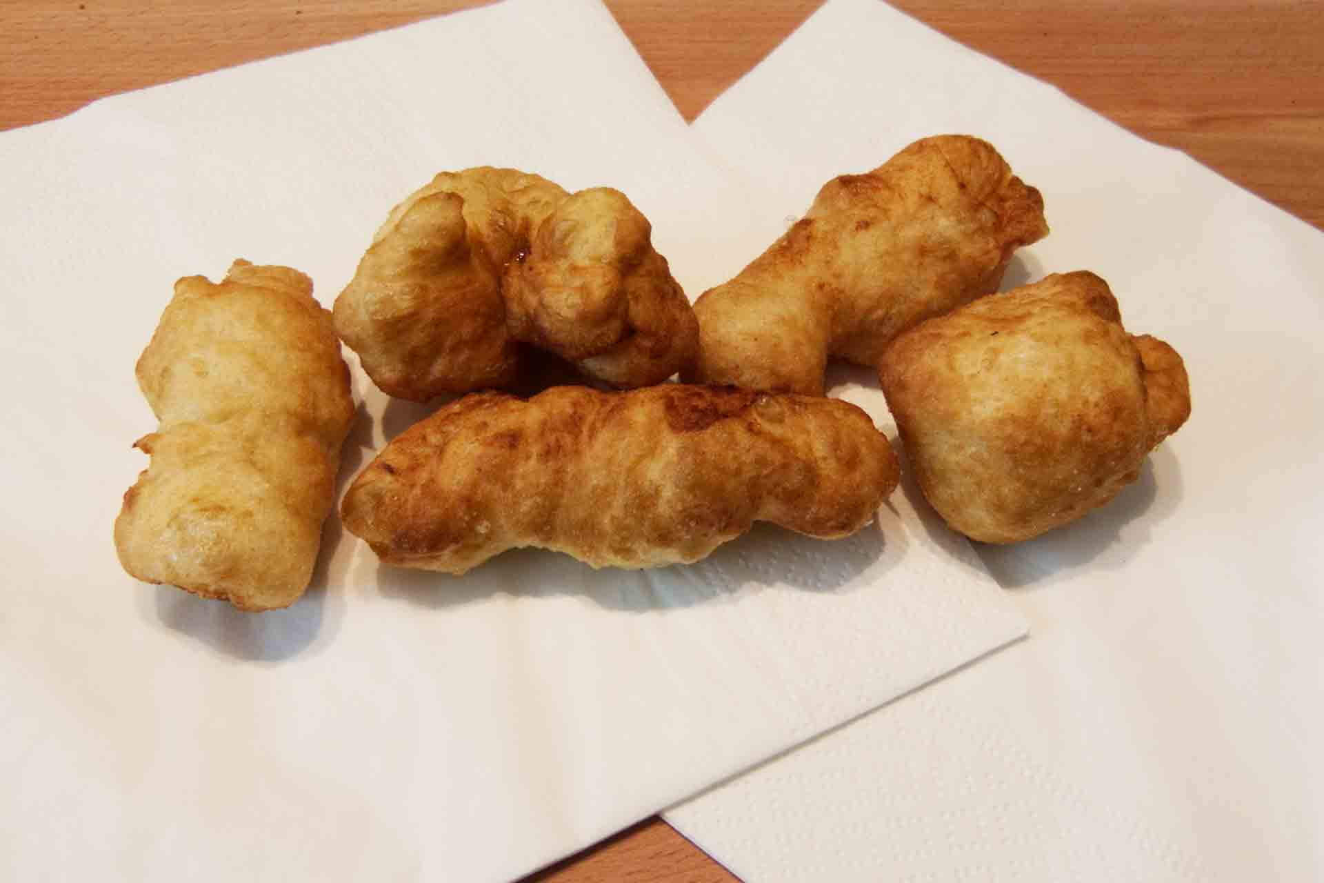 Come si preparano le zeppole calabresi: la ricetta della tradizione