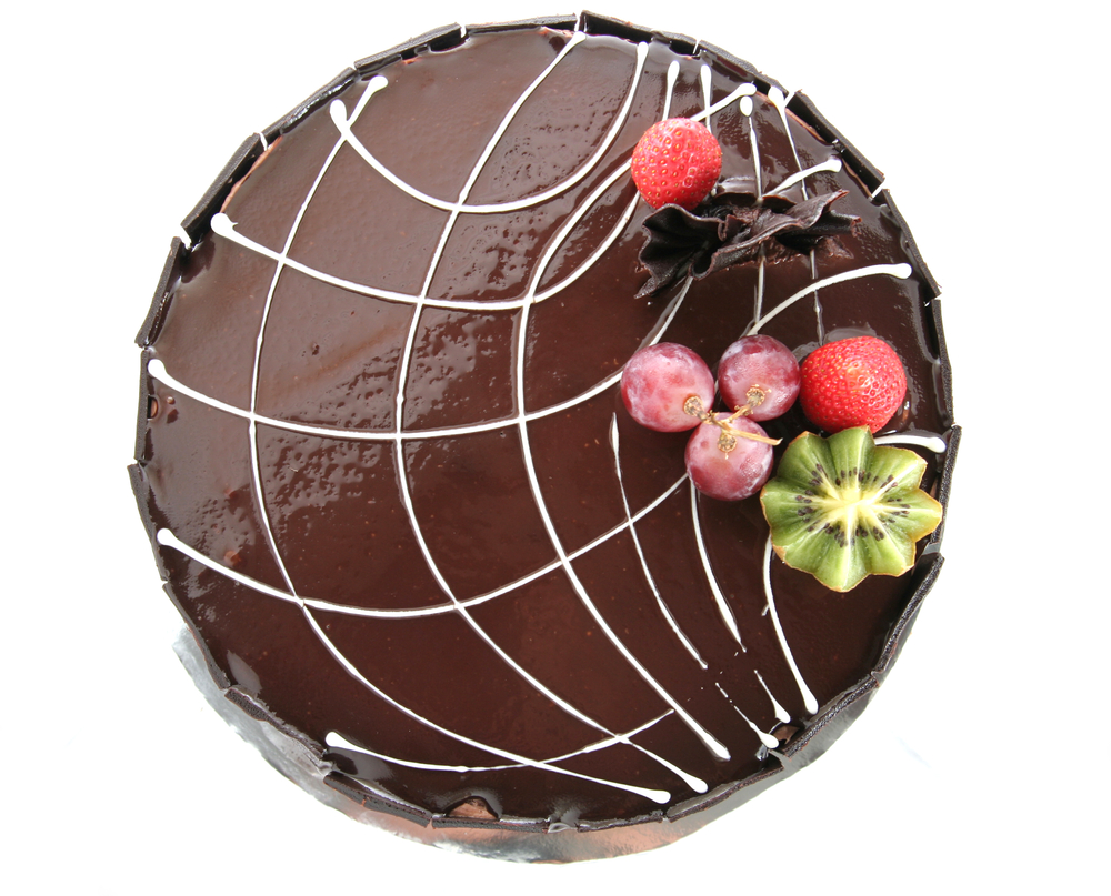 come-decorare-torta-cioccolato-con-fragole-1.jpg