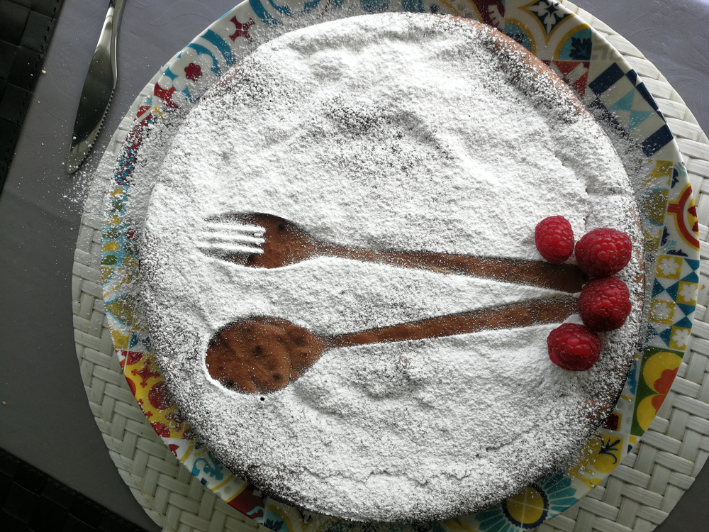 Come decorare una torta con lo zucchero a velo: consigli e idee