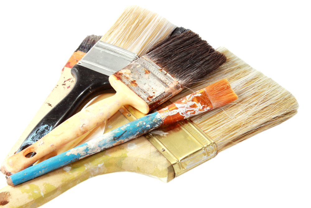 Come pulire pennelli  da pittura e decori per evitare sprechi