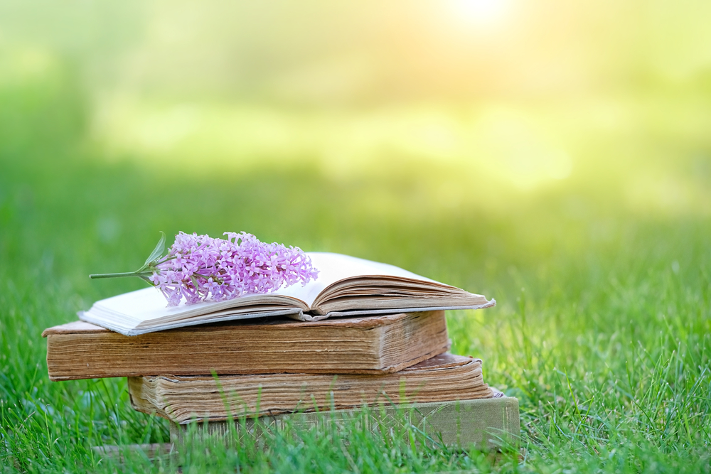 Giornata della poesia 2022: 5 componimenti da leggere