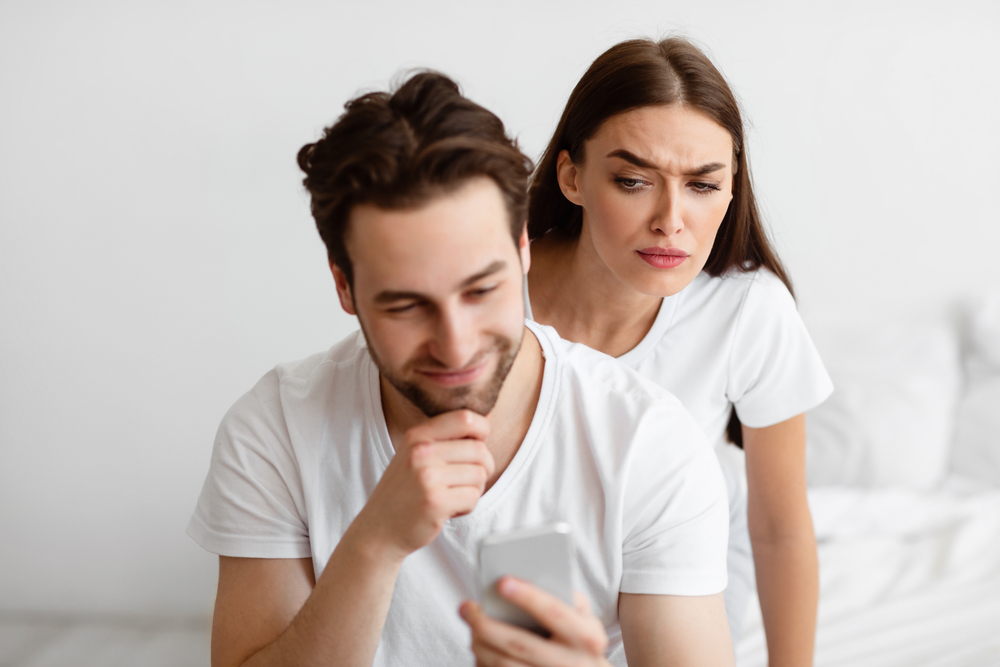 Gelosia, quel sentimento che avvelena l'amore
