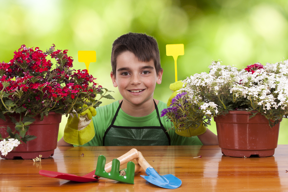 Attrezzi da giardino: gli indispensabili per i bambini