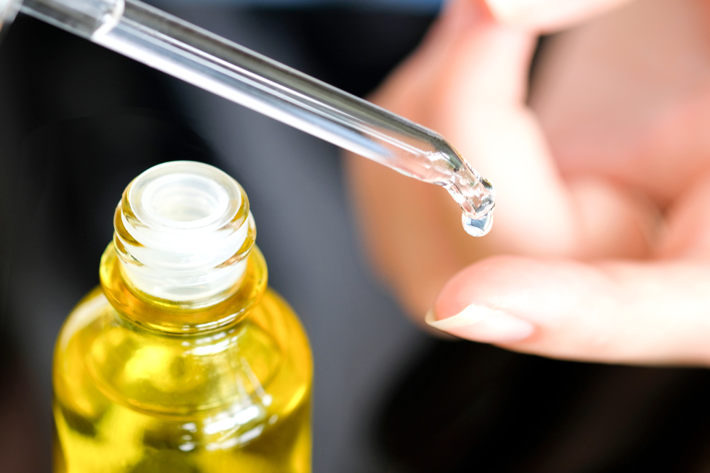 Vitamina E per pelle e capelli: proprietà e controindicazioni