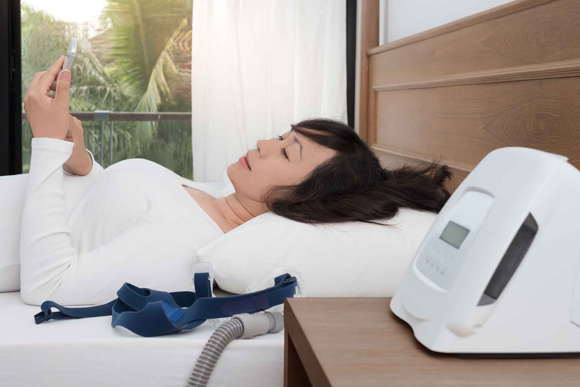 Cos'è l'apnea notturna ostruttiva, come si manifesta e i rischi per la salute