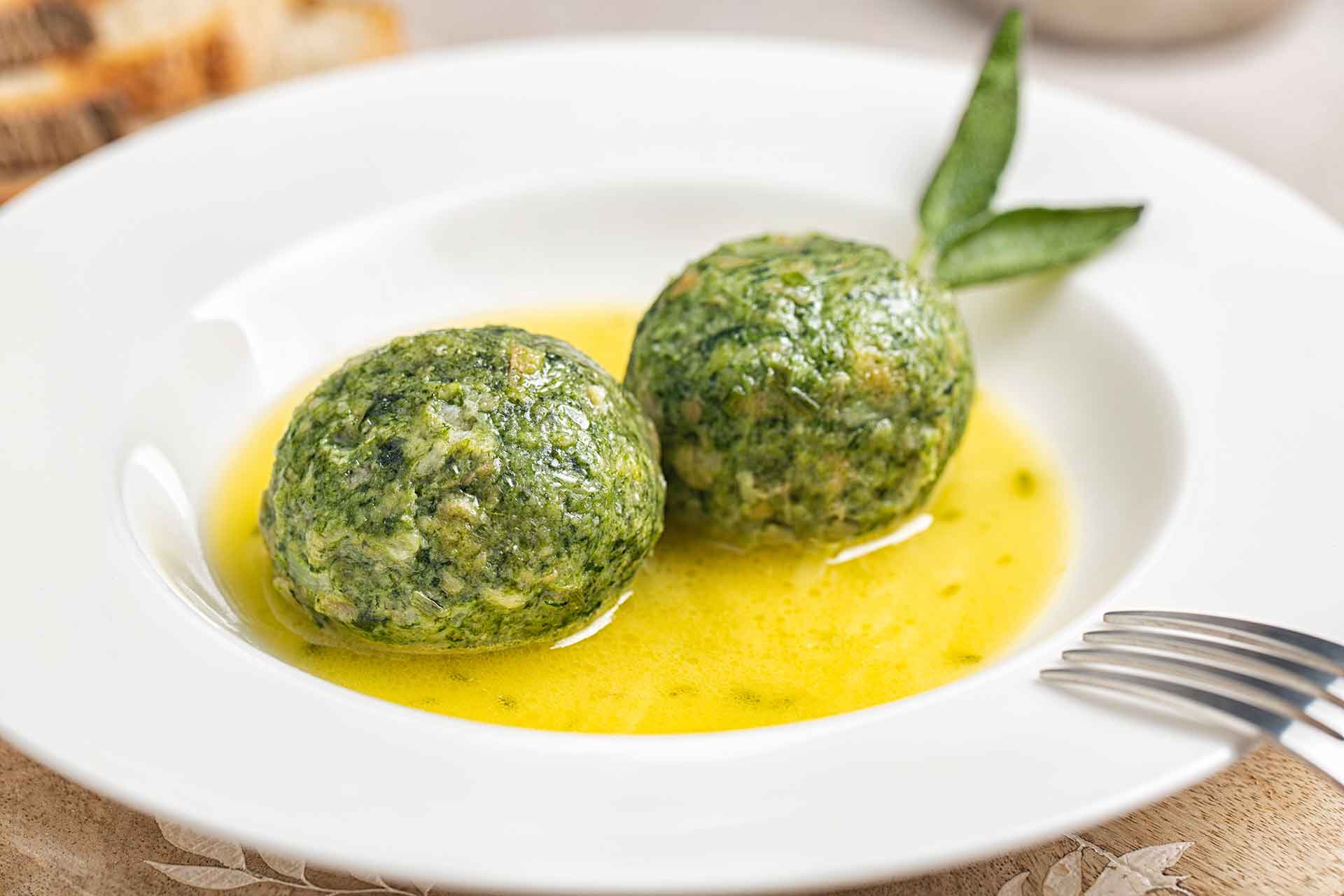 Qual è il pane adatto per fare i canederli?