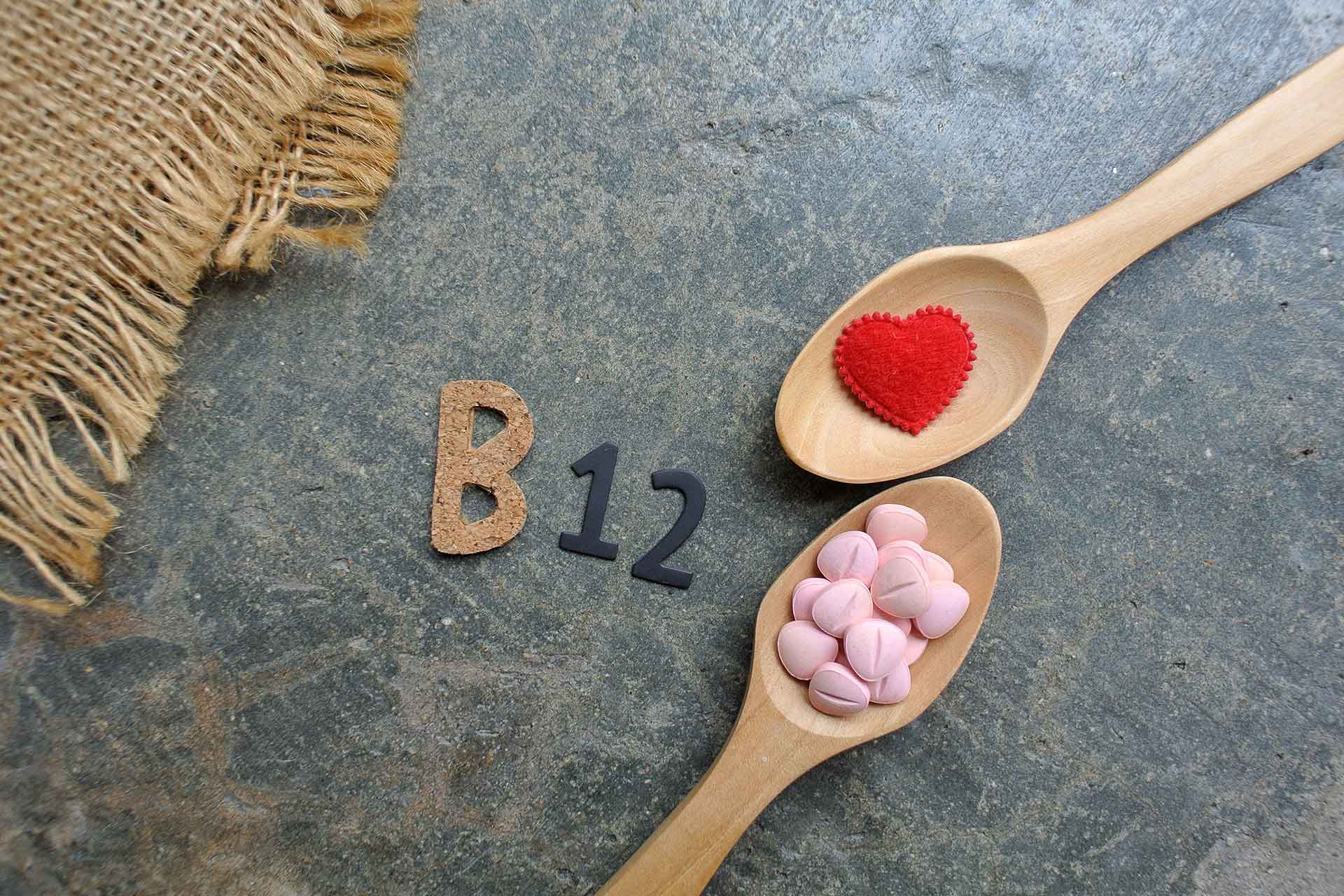 Quali sono le conseguenze della carenza di vitamina B12?