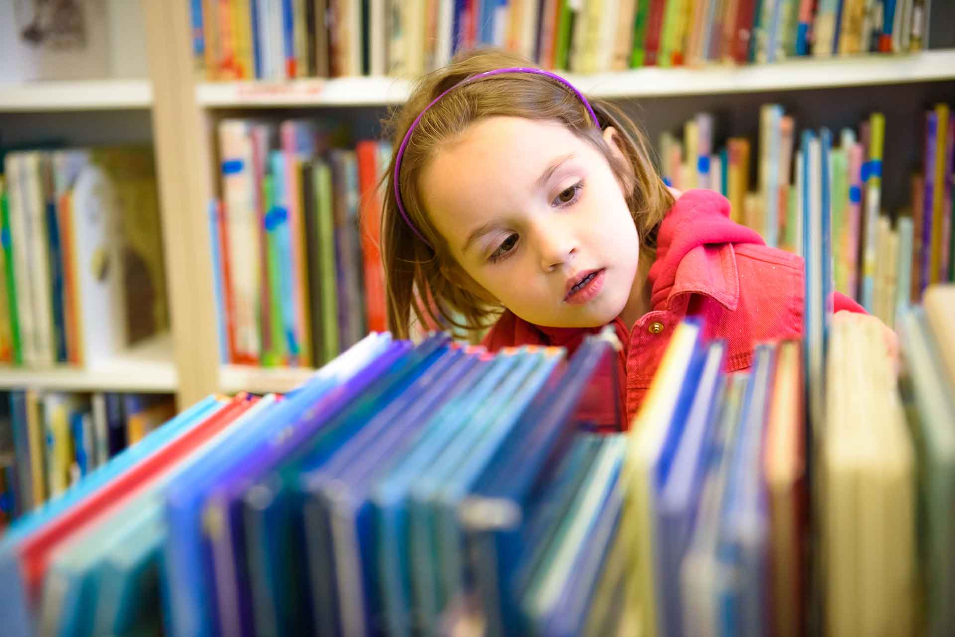 10 motivi per portare più spesso i bambini in biblioteca