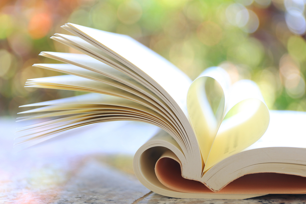 Consigli letture ultime uscite 2022: 5 libri che vorrai avere sul comodino
