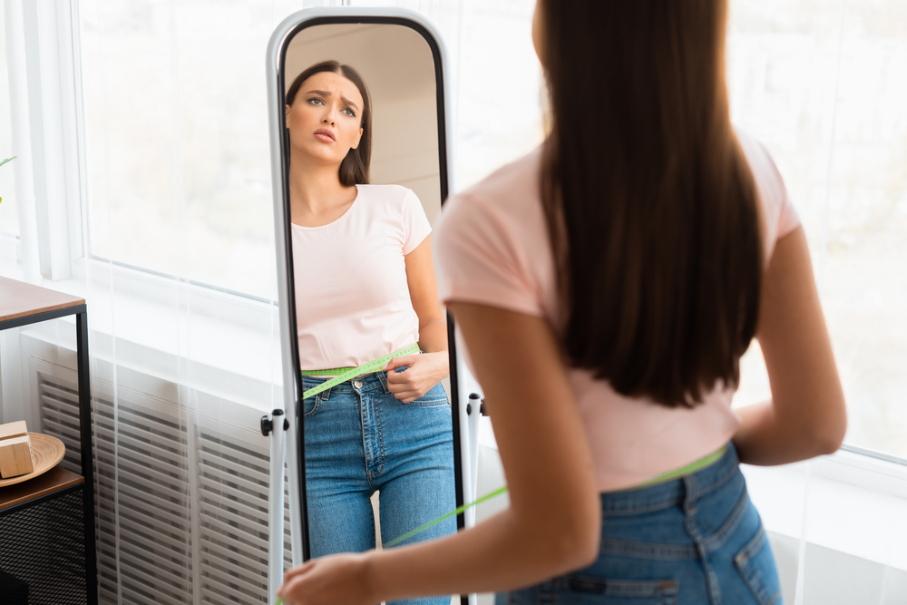 Che cos’è lo stigma del peso e perché fa male quanto l’obesità