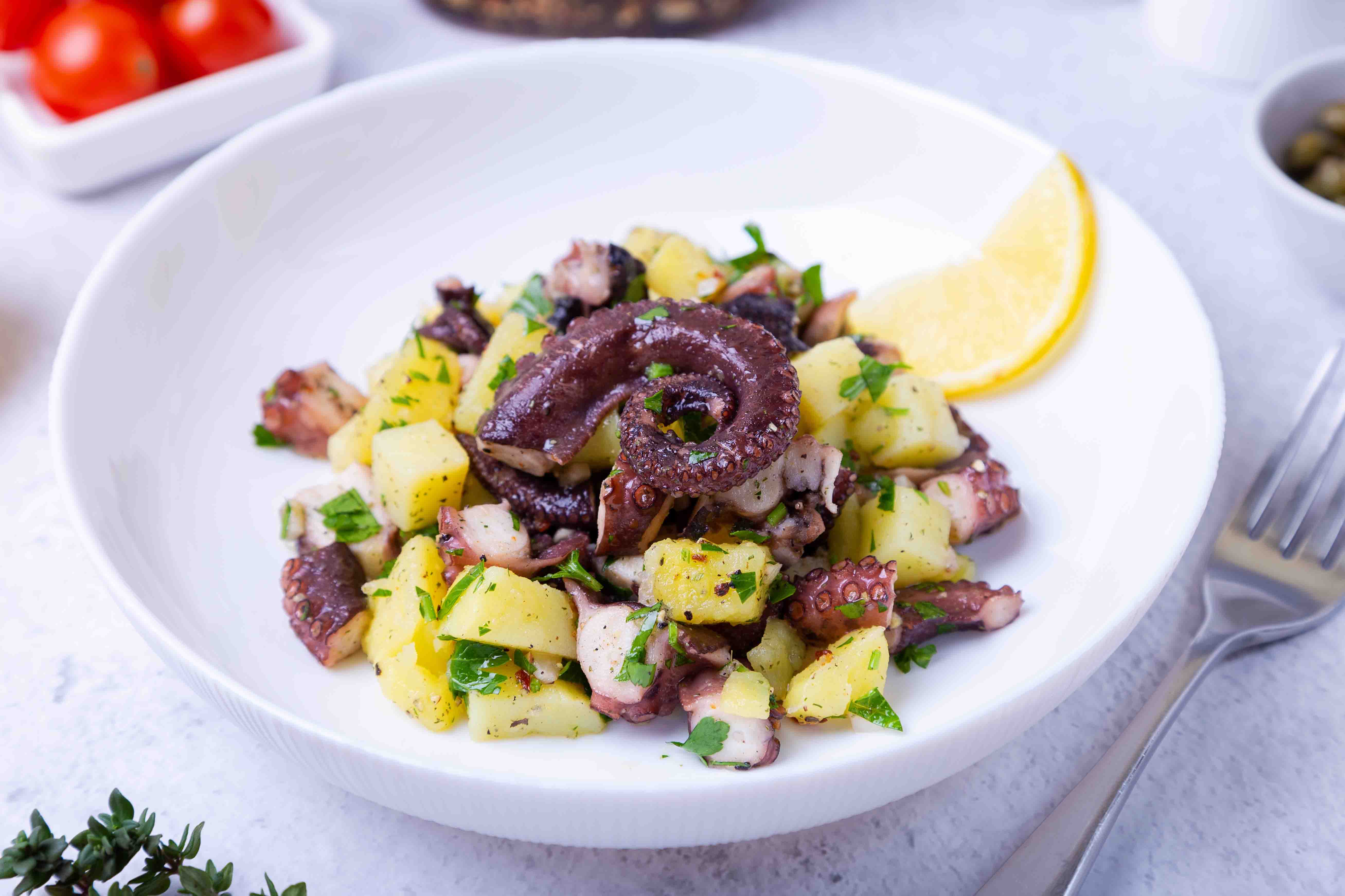 Come preparare il polpo e patate in pentola a pressione