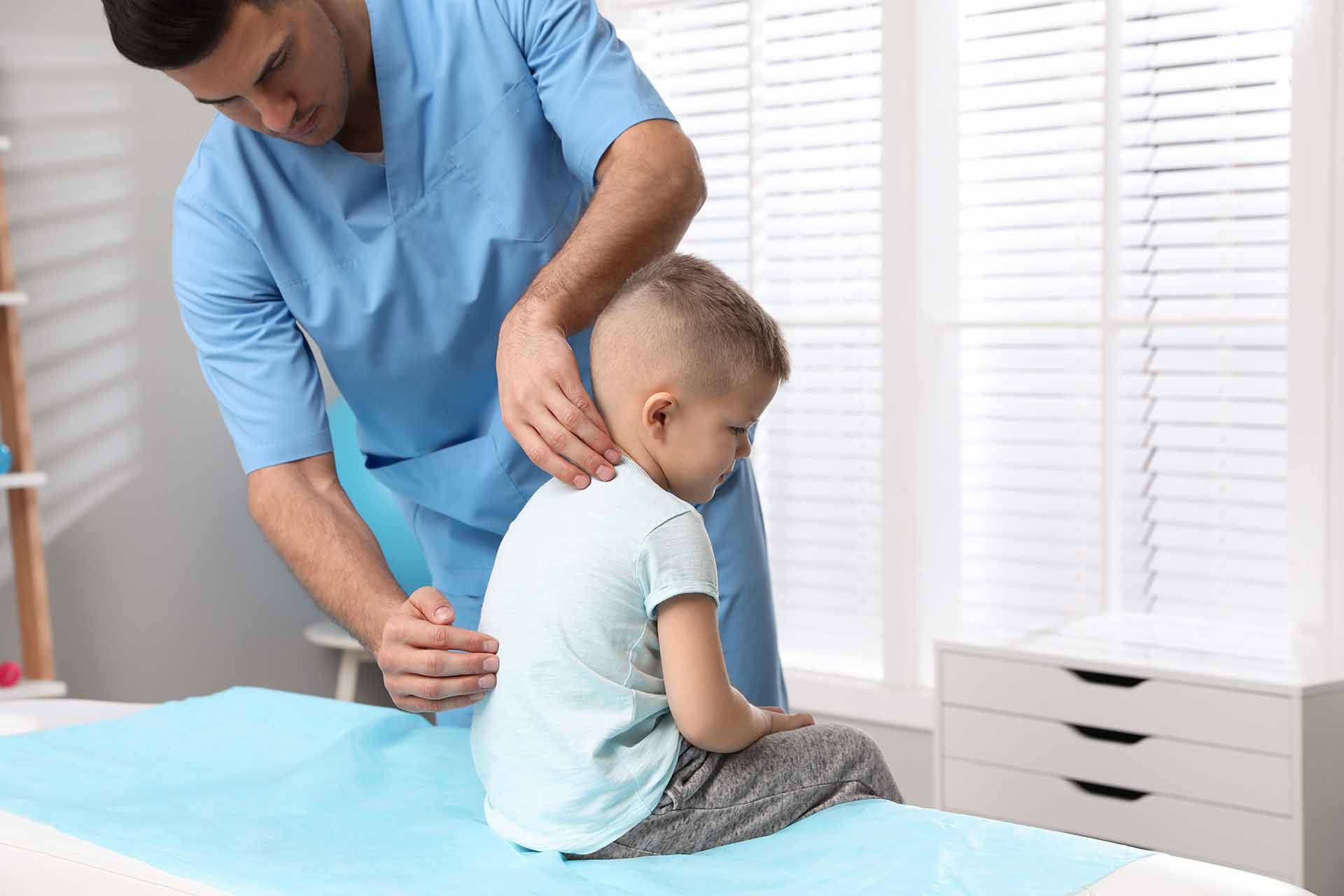 Sport per chi ha la scoliosi: quale scegliere