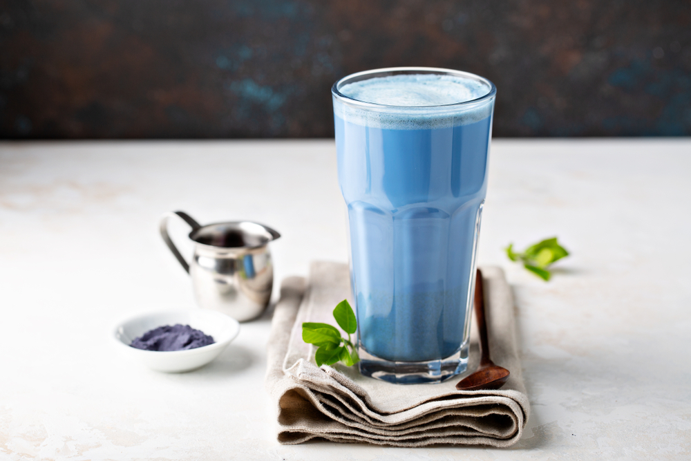 Che cos’è il matcha blu e quali sono i benefici