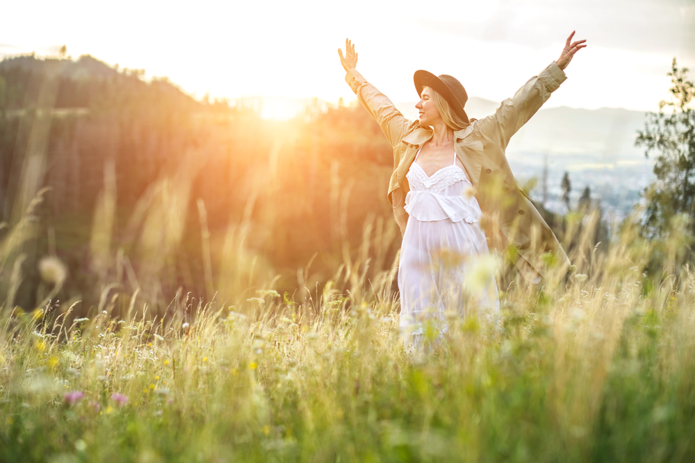 Stay Out Of The Sun Day, la giornata che ci ricorda di proteggere la pelle dal sole