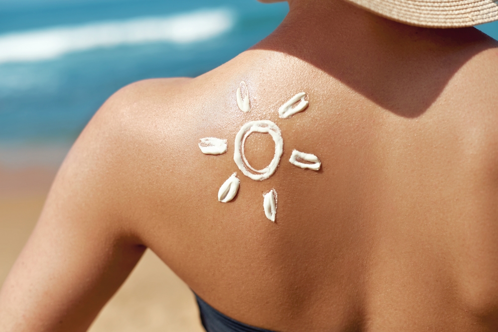 Perché mettere la crema solare? Ce lo dice la fisica!