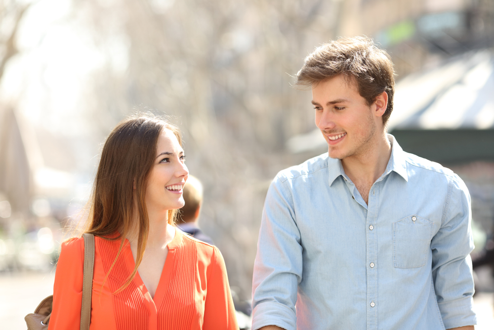 Come iniziare la conversazione con un ragazzo