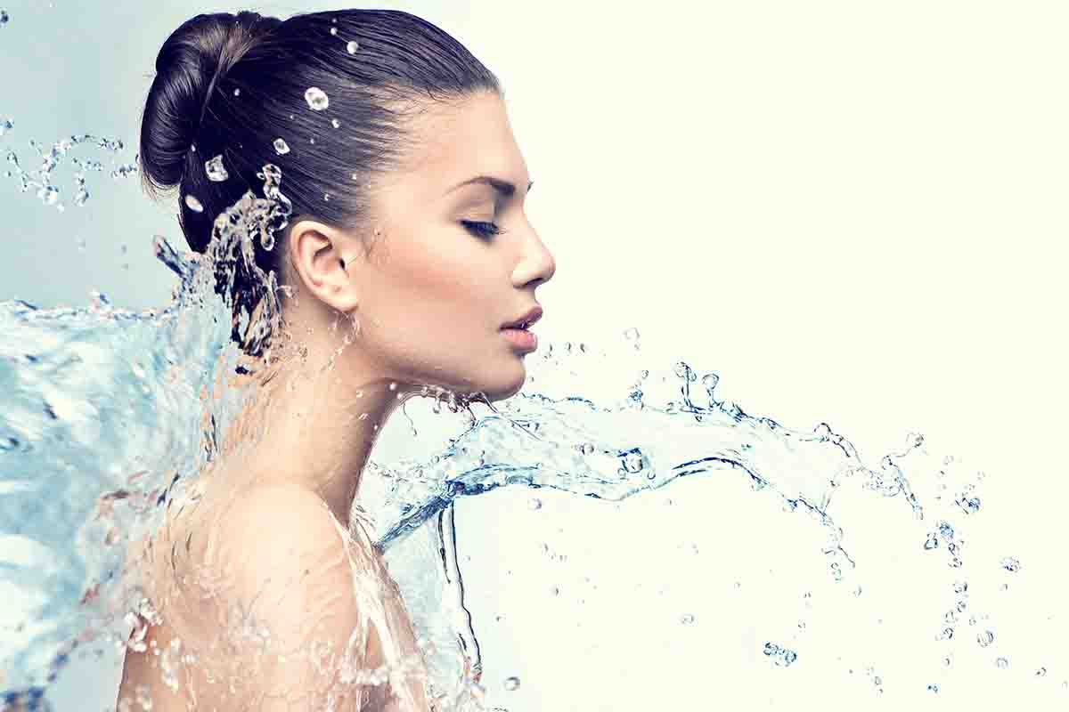 Acqua termale per il viso: a cosa serve