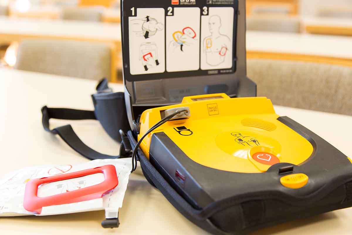 BLSD, motivi per imparare a usare il defibrillatore