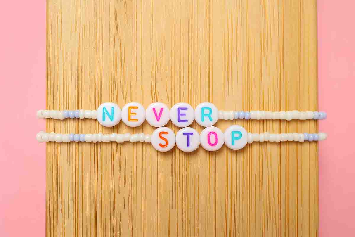 Braccialetti personalizzati: cosa scrivere per il partner