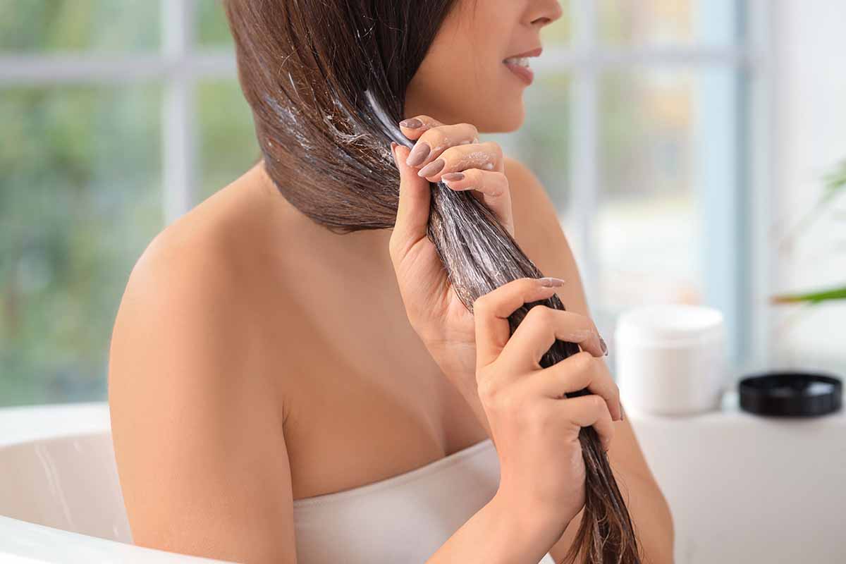 Quali trattamenti capelli fare prima di andare al mare