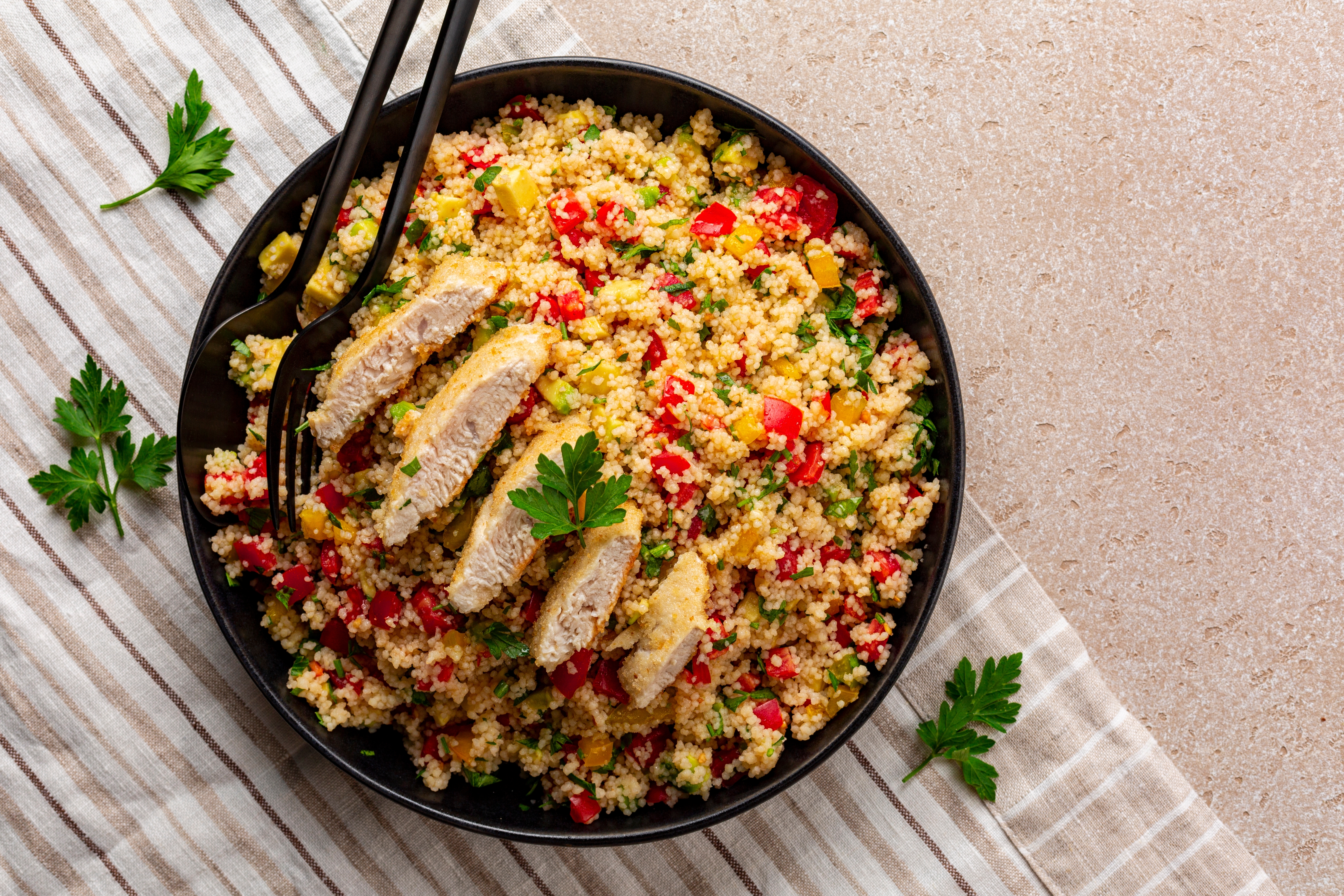 Ricetta del pollo alle erbe e limone con cous cous