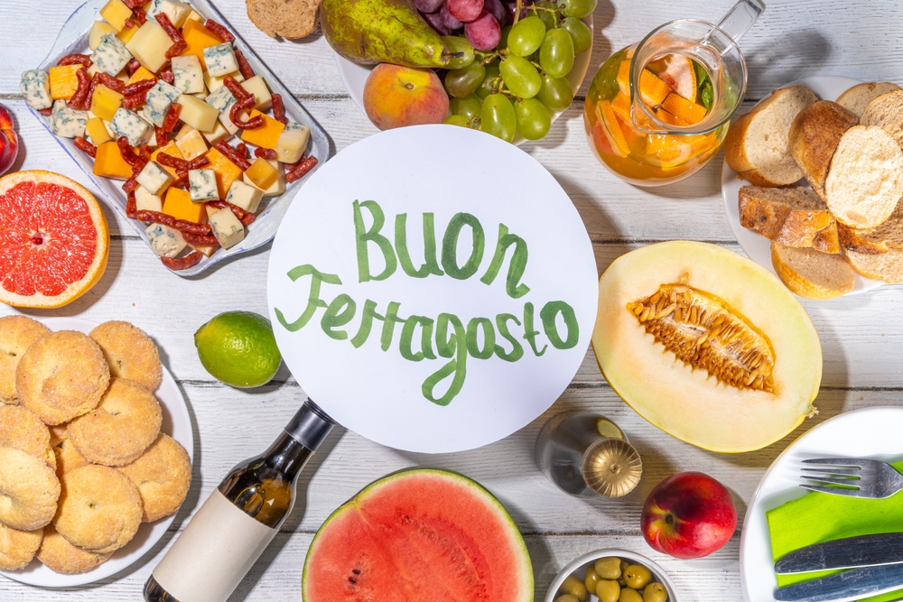 Auguri di buon Ferragosto: le frasi e gli aforismi da inviare a parenti e amici