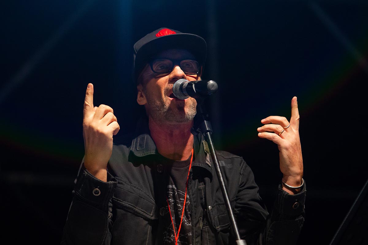 Le frasi più belle delle canzoni di Raf