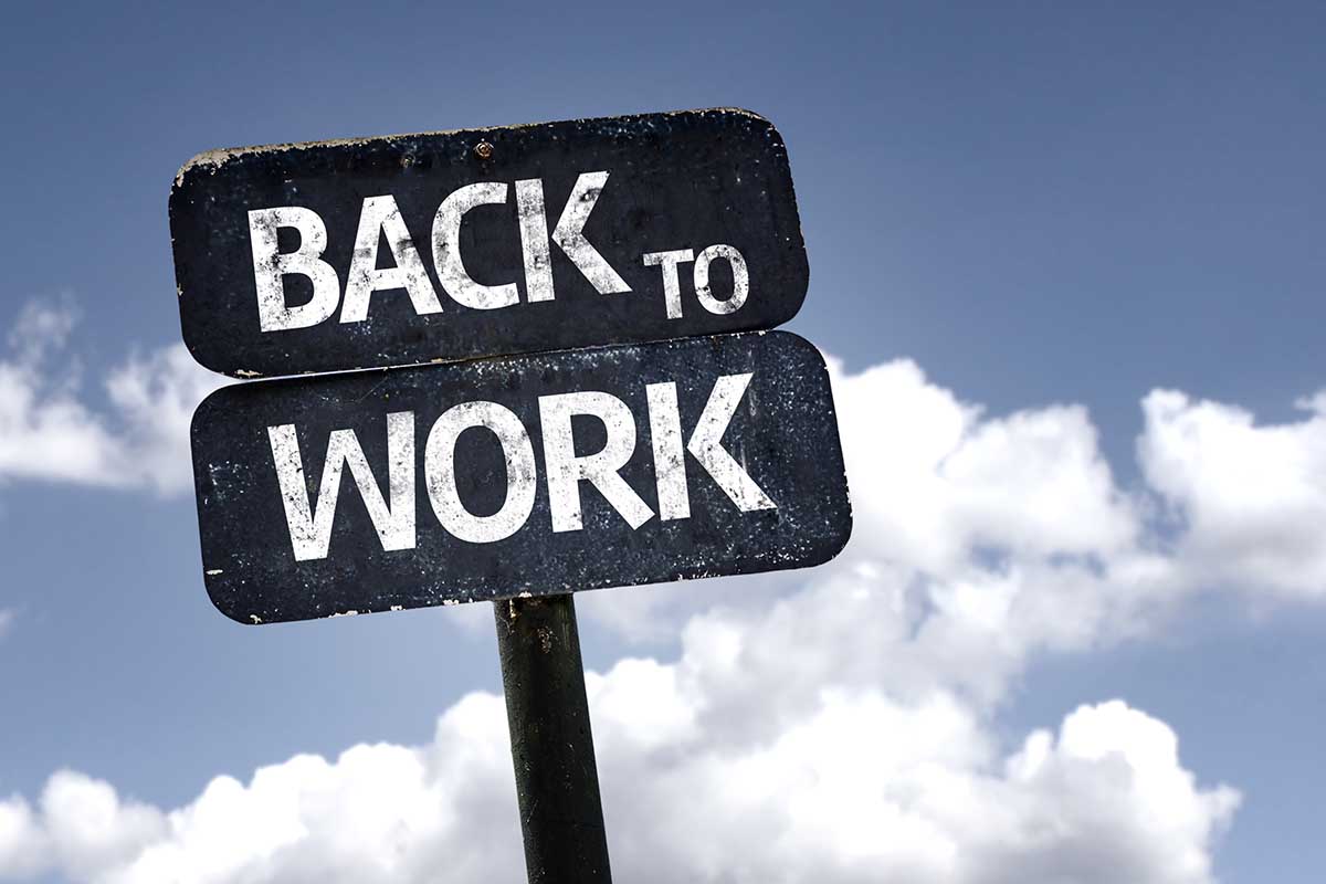 Come augurare un buon rientro al lavoro?