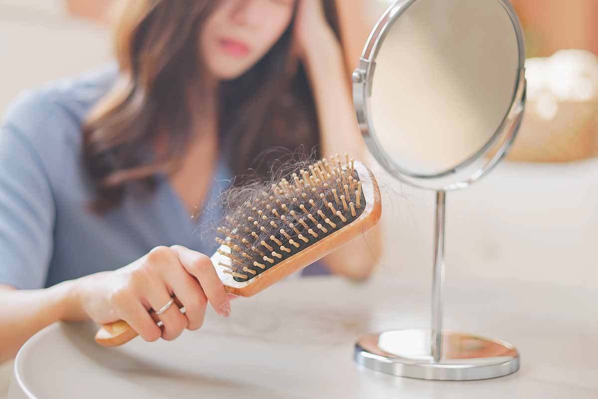 Come curare capelli sfibrati e danneggiati in pochissimi secondi