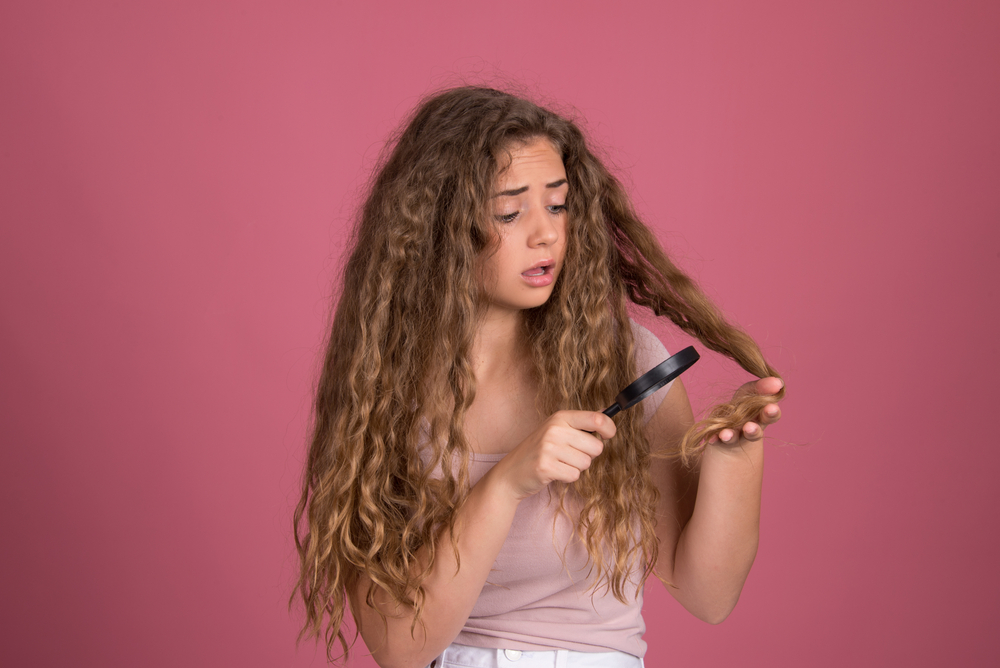 Capelli rovinati: come risolvere senza tagliarli