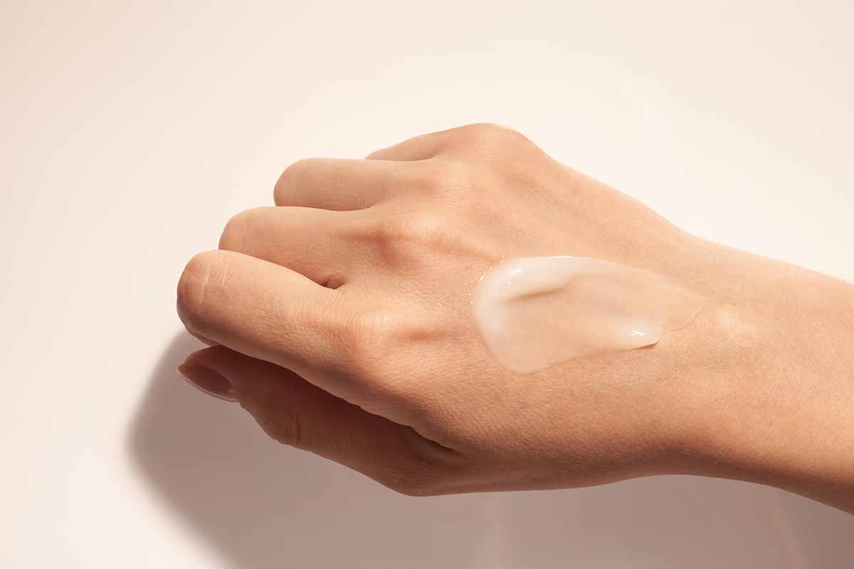 Perché la mia pelle non assorbe la crema? 5 motivi da conoscere