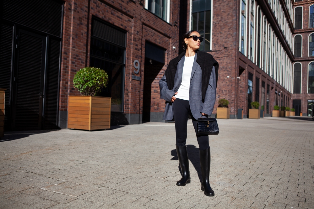 Come abbinare i leggings negli outfit da ufficio?