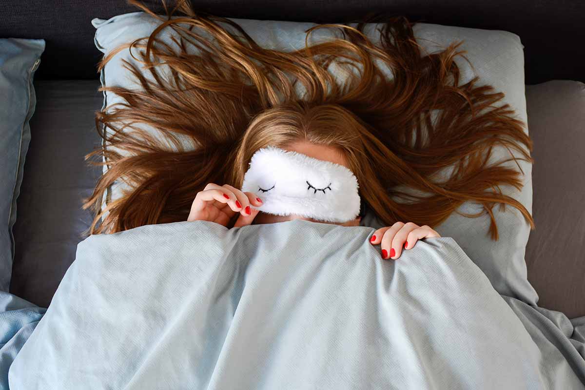 Come andare a dormire con i capelli lunghissimi