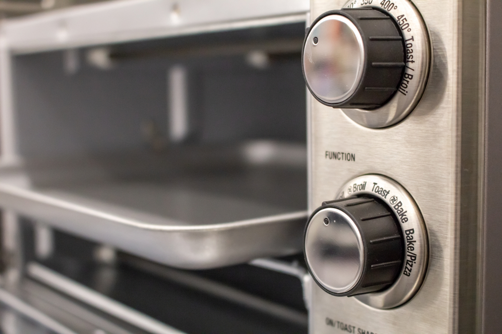 Come pulire un forno con funzione autopulente