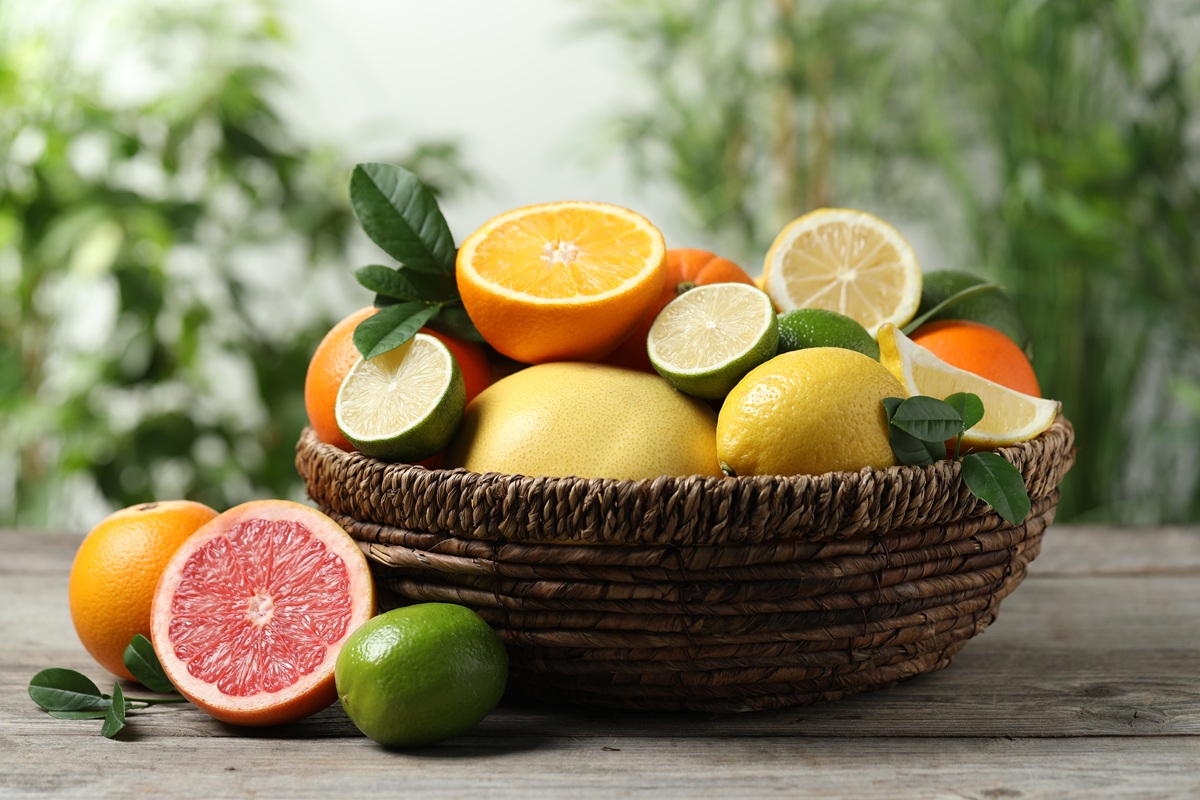 Quali frutti fanno parte degli agrumi?