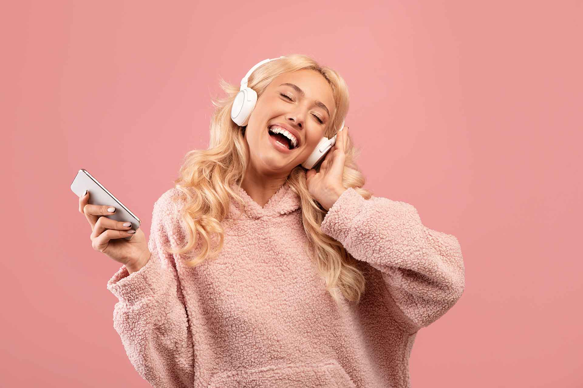 Le canzoni degli anni 90 di moda oggi su TikTok